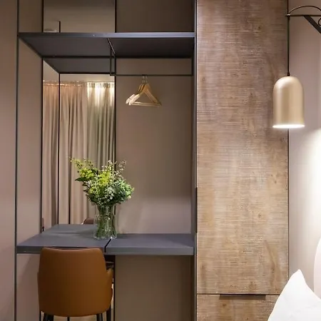 Отель Allure Boutique