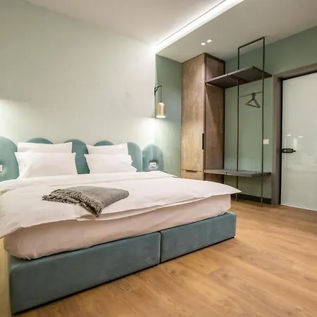 Allure Boutique Τίρανα