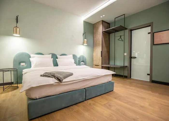 Allure Boutique 地拉那