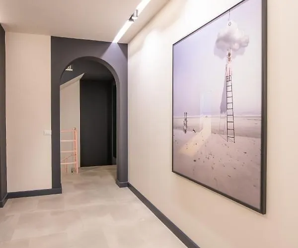 Allure Boutique 4* Tirana